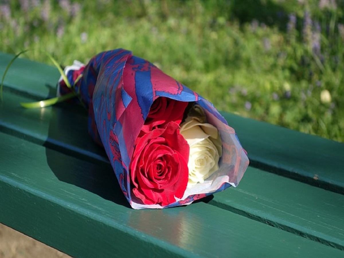 rose-bouquet-2249754_640